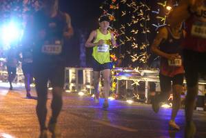 BIB: 47202, 40957, 0115
                            <button type="button" onclick="openModal(18275241)" class="btn btn-primary btn-sm float-right btn-popup" data-toggle="modal" data-target=".modal-high-quality">
                        <i class="fas fa-shopping-cart"></i> Add to Cart
                    </button>
                                            <button type="button" onclick="isThisMe(18275241, true)" class="btn btn-success btn-sm float-right btn-popup btn-isme hidden" data-toggle="tooltip" data-placement="bottom" title="นี่คือรูปของคุณใช่ไหม คลิกที่นี่เพื่อเอาเข้าอัลบั้ม">
                        <i class="fas fa-plus"></i> Add to album
                    </button>
                    <button type="button" onclick="isThisMe(18275241, false)" class="btn btn-warning btn-sm float-right btn-popup btn-isnotme hidden">
                        <i class="fas fa-ban"></i> Remove from album
                    </button>